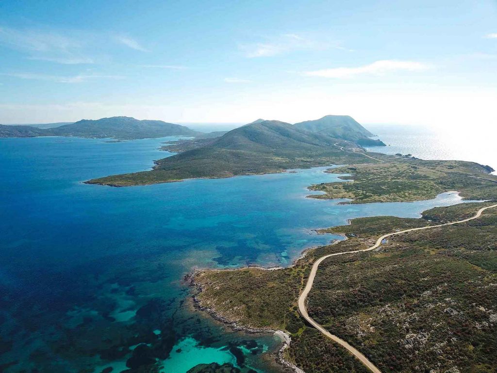 La sinuosità dell'Isola dell'Asinara. Foto Claudio Serra ©.